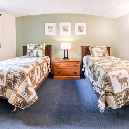 Acadia Pines Motel Бар Харбър Екстериор снимка