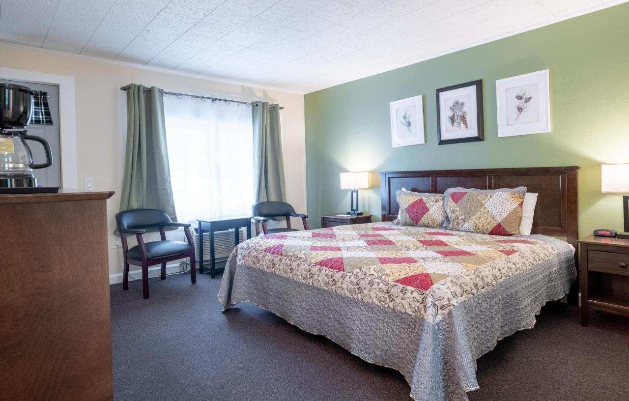 Acadia Pines Motel Бар Харбър Екстериор снимка