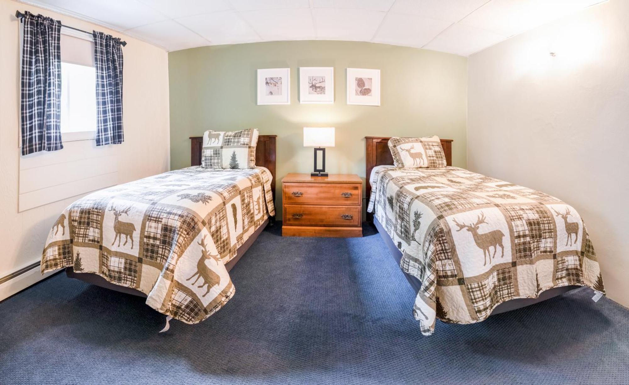Acadia Pines Motel Бар Харбър Екстериор снимка