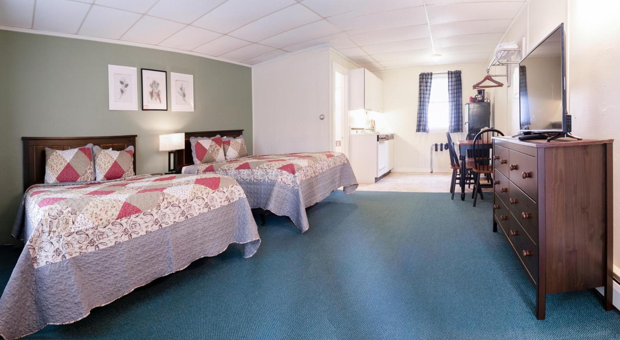 Acadia Pines Motel Бар Харбър Екстериор снимка