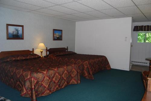 Acadia Pines Motel Бар Харбър Екстериор снимка